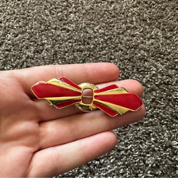 Jewelry - Vintage 90s Gold & Red Holiday Christmas Bow Brooch/Pin Accessory